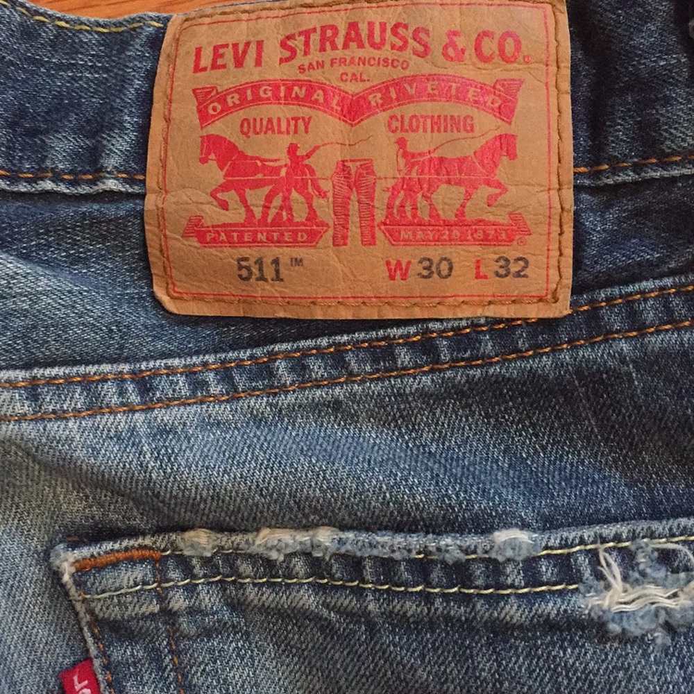 Levis Fit Ripped Jeans - Picture 6 of 8
